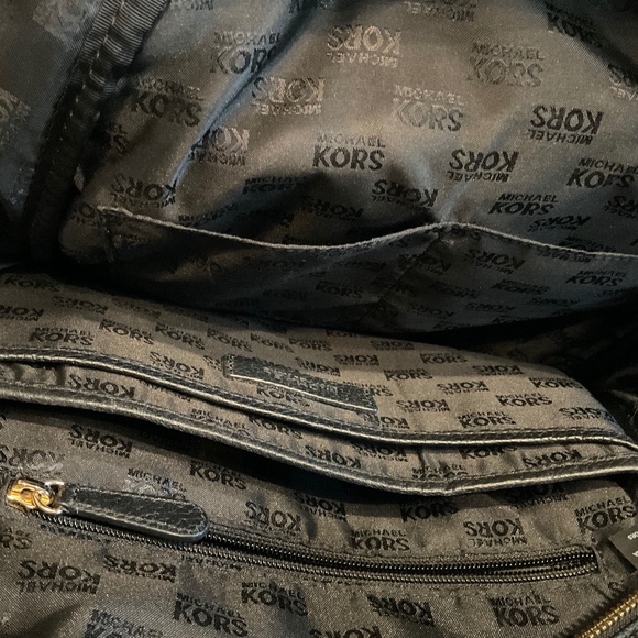 MICHEAL KORS Black Large Leather Backpack - Picture 13 of 13